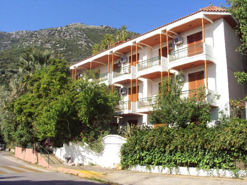 Alexandros B Hotel Nikiana Exterior foto